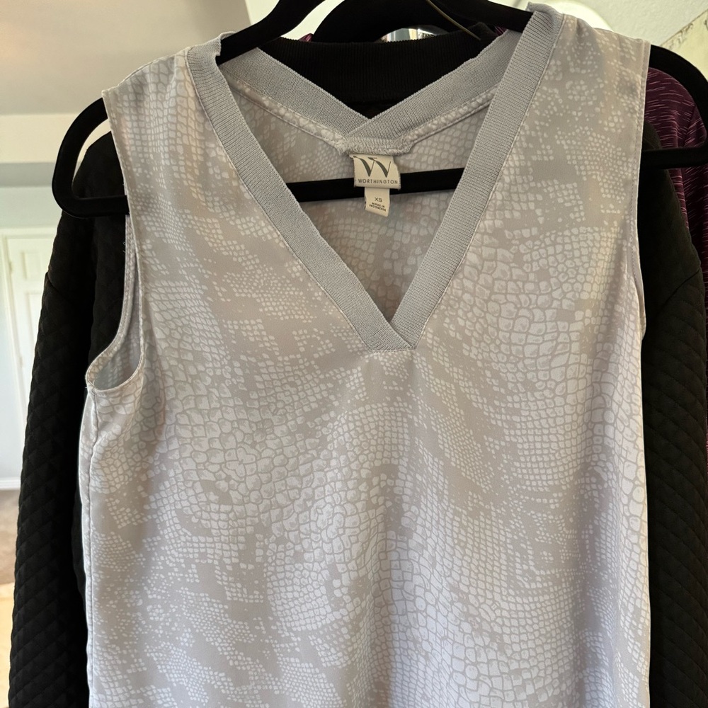 Worthington satin tank top